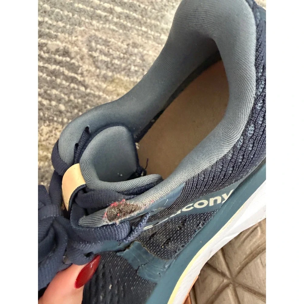 Saucony Guide 18 Women's Stability Running Shoes 10.5 Navy Apricot PWRRUN